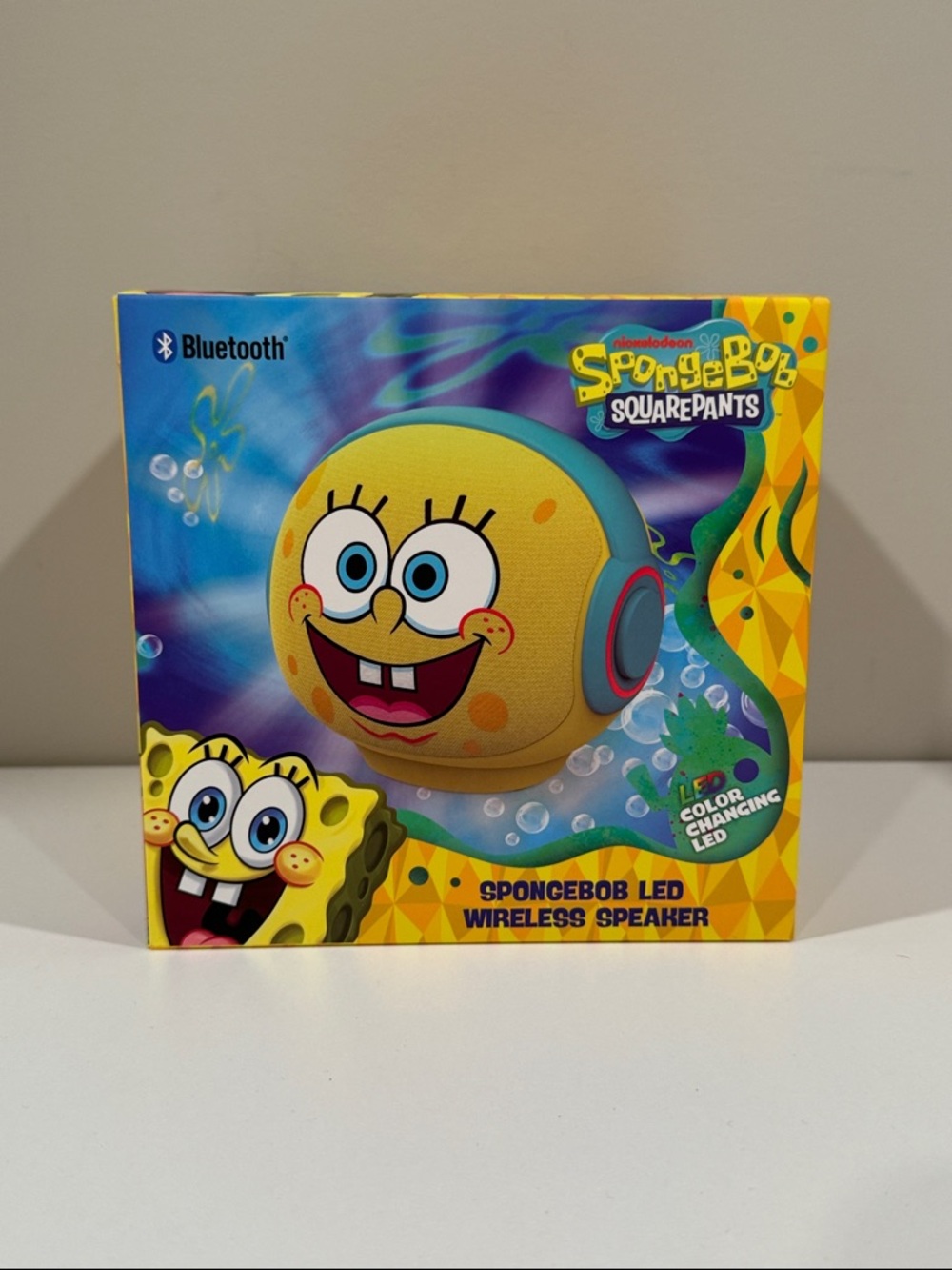 SpongeBob LED Wireless Speaker Bluetooth NIB Color changing